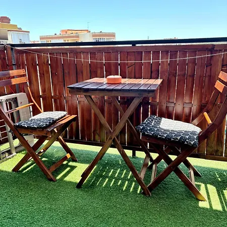 Upper Floor Sunny Terrace Apartamento